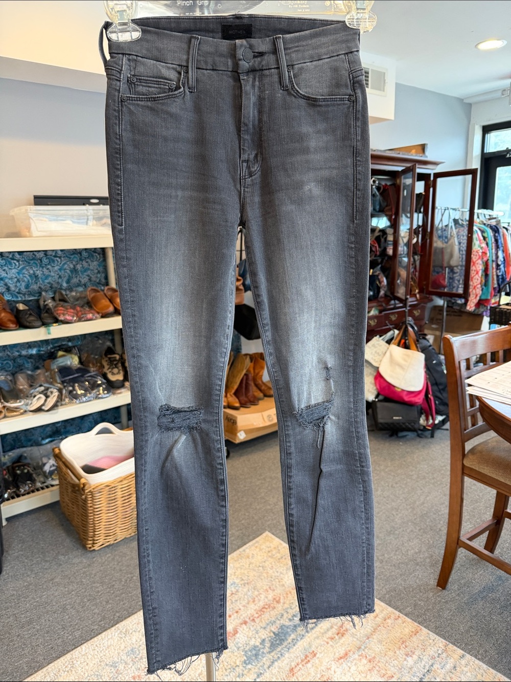 MOTHER Ankle Fray Burning Out Lanterns Distressed Crop Jeans 25 Normcore